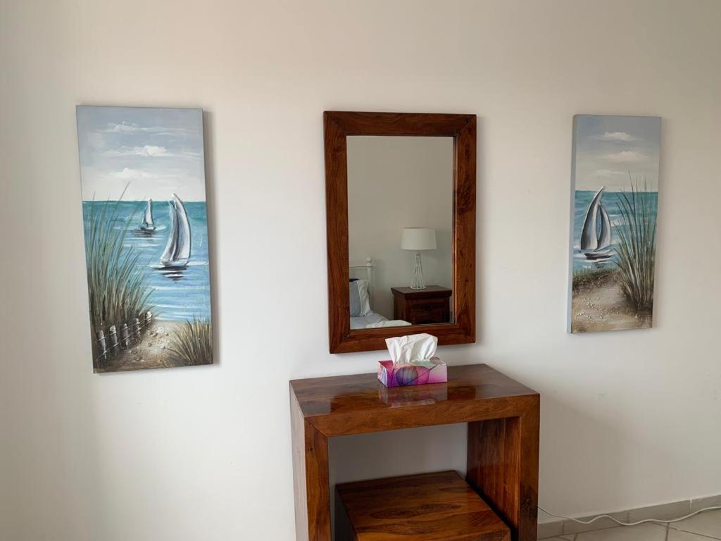 Comfortable 2 Bedroom Apartment In Popular Limnaria Gardens 파포스 외부 사진